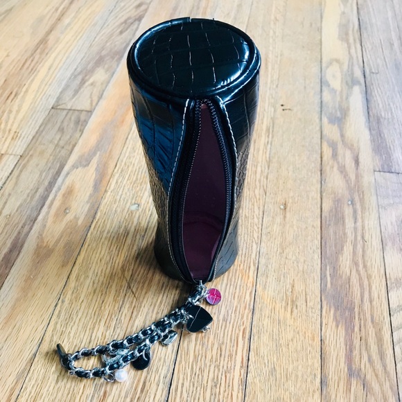 Liz Claiborne Faux Snake Skin Wristlet - Picture 6 of 8